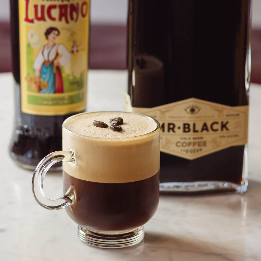 Migrerad bild [src:https://barkonsult.se/cdn/shop/files/italian-espresso-martini.jpg?v=1666179936]